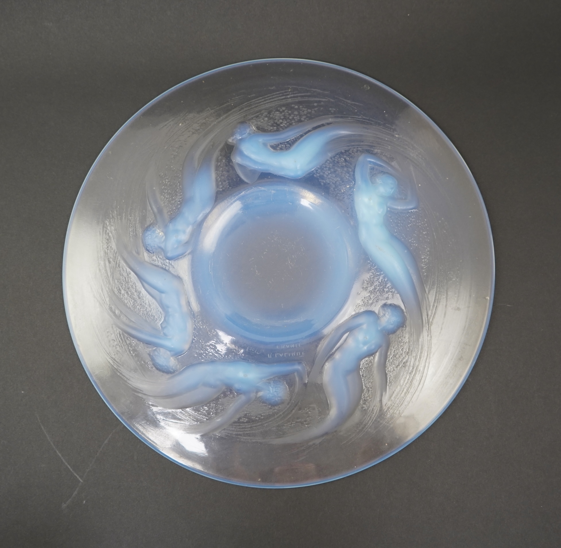 René Lalique: An 'Ondines' opalescent glass dish